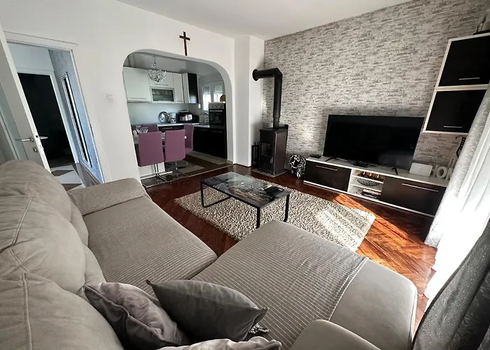 Danijel Apartmans